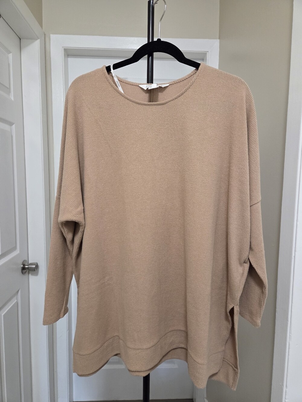 NWT Apricot Beige Ribbed Knit Tunic Sweater Top Oversized Dolman Sleeve - Picture 2 of 10